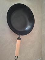 Zwart Gusta wokpan, Ophalen, Zo goed als nieuw, Gietijzer, Wok
