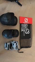 NIJDAM: skatebescherming (1-2), Ophalen of Verzenden, Zo goed als nieuw, Skateboard