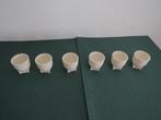 Zes ouderwetse beige kunststof eierdopjes, Overige materialen, Overige typen, Ophalen of Verzenden, Zo goed als nieuw