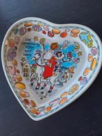 Blond Amsterdam sinterklaas schaal / hartvormig, Gebruikt, Porselein of Keramiek, Schaal, Ophalen of Verzenden