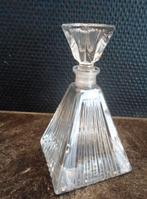 Parfumflesje van Kristal met glazen stopper., Antiek en Kunst, Antiek | Glas en Kristal, Ophalen of Verzenden