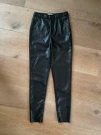 Leather look broek, LOAVIES (maat XS/zwart)    IZGS, Zwart, Ophalen of Verzenden, Loavies, Maat 34 (XS) of kleiner