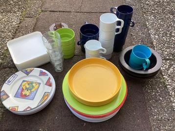 Campingservies beschikbaar voor biedingen