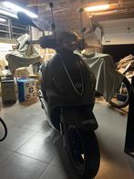 Piaggio fly 50cc kenteken blauw, Fietsen en Brommers, Scooters | Piaggio, Ophalen, Gebruikt, Benzine, Fly