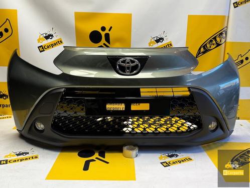 Toyota Aygo X Voorbumper origineel Compleet Nieuw!, Auto-onderdelen, Carrosserie en Plaatwerk, Bumper, Toyota, Voor, Gebruikt