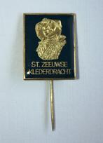 Origineel Speldje €.7,00 In relief: Zeeuwse dame, Verzenden, Nieuw