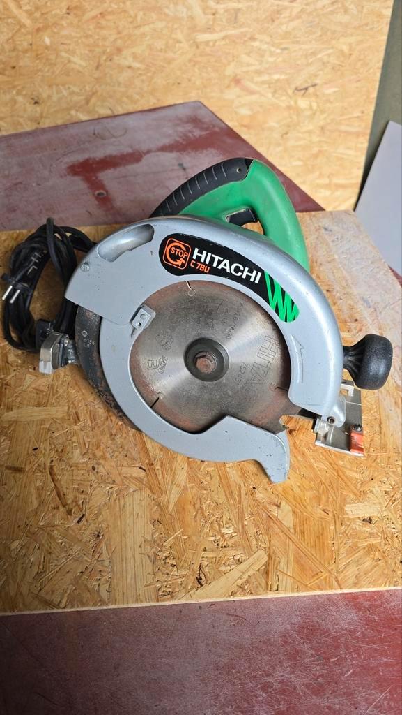 Hitachi C7BU cirkelzaag, Doe-het-zelf en Verbouw, Gereedschap | Zaagmachines, Gebruikt, Cirkelzaag, 1200 watt of meer, 30 tot 70 mm