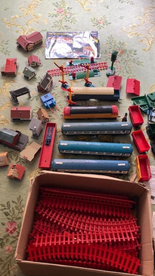Veel omvattende treinset,  maar knutselaar nodig., Hobby en Vrije tijd, Modeltreinen | N-Spoor, Gebruikt, Treinset, Gelijkstroom of Wisselstroom