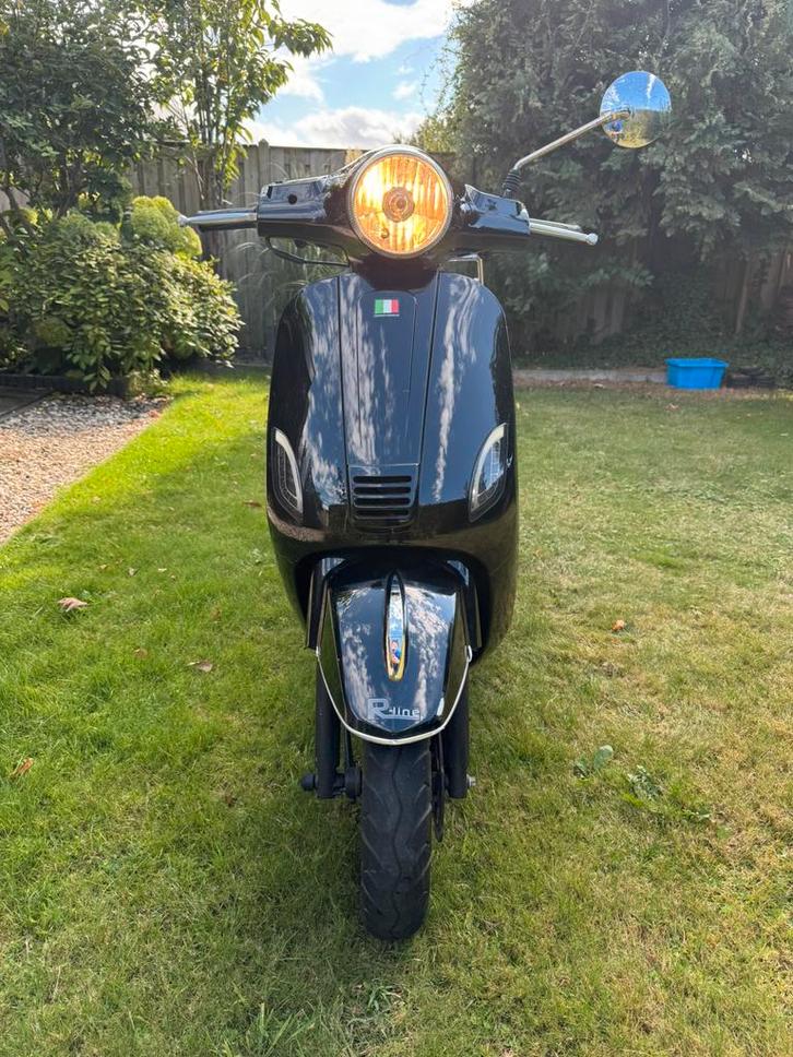 Turbho rl50, Fietsen en Brommers, Snorfietsen en Snorscooters, Gebruikt, Overige merken, Benzine, Ophalen