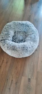 Nieuwe fluffy kattenmand, Dieren en Toebehoren, Kattenmanden, Ophalen of Verzenden, Zo goed als nieuw, Pluche