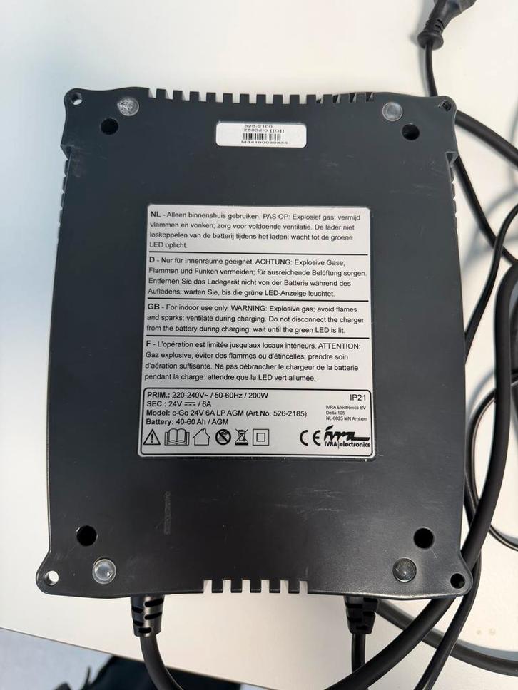 Cgo Scootmobiel Lader 24V 6A - XLR 3-polig, Auto-onderdelen, Accu's en Toebehoren, Universele onderdelen, Gebruikt, Ophalen of Verzenden