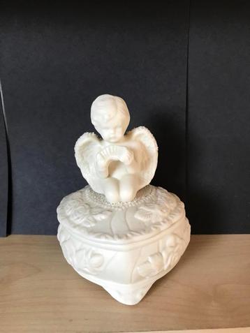 Engelen beelden diverse soorten uit mijn verzameling beschikbaar voor biedingen