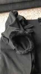 Zwarte ZGAN cape met bontrand, Ophalen of Verzenden, Zo goed als nieuw, Zwart