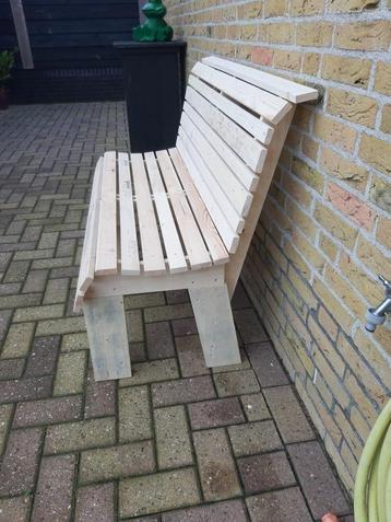Tuinbankje 2 zits (onbehandeld pallethout) beschikbaar voor biedingen