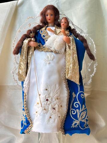 Vintage Madonna met Kind Pop beschikbaar voor biedingen