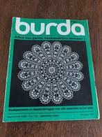 Burda haakboek, Ophalen of Verzenden, Gebruikt, Haken, Patroon of Boek