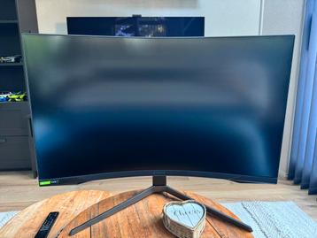 Samsung Odyssey G7 32 inch beschikbaar voor biedingen