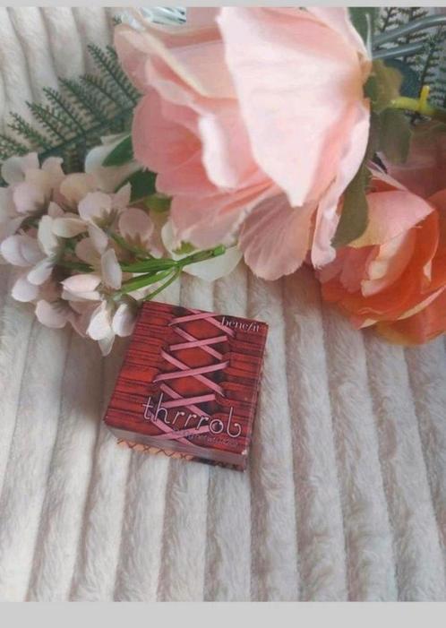 ☆SALE☆SALE☆SALE☆ Benefit Thrrrob blush! Meer makeup, tassen, Sieraden, Tassen en Uiterlijk, Uiterlijk | Cosmetica en Make-up, Nieuw