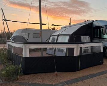 Dometic opblaasbaar windscherm 5 delen (totaal 11,40 mtr.) beschikbaar voor biedingen