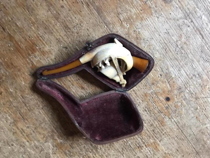 Pijp in etui van meerschuim, Verzamelen, Rookartikelen, Aanstekers en Luciferdoosjes, Zo goed als nieuw, (Water)pijp, Ophalen of Verzenden