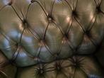 Mooie oudere chesterfield in de kleur groen., Chesterfield, Gebruikt, Leer, 75 tot 100 cm