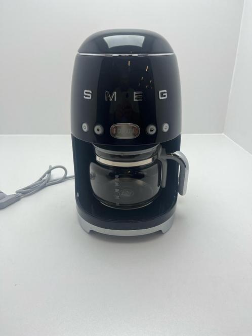 SMEG Koffiezetapparaat DCF02BLEU zwart - gebruikt, Witgoed en Apparatuur, Koffiezetapparaten, Gebruikt, Gemalen koffie, Koffiemachine