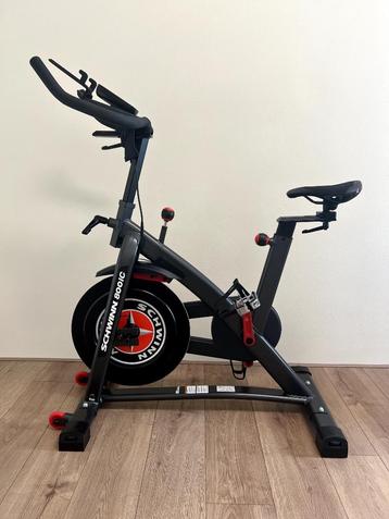 Schwinn 800IC Spinning Bike + Garmin Hartslag Band beschikbaar voor biedingen