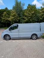 for sale is an opel vivaro 1.9 CDI the car is in daily use b, Auto's, Bestelauto's, Bedrijf, Te koop