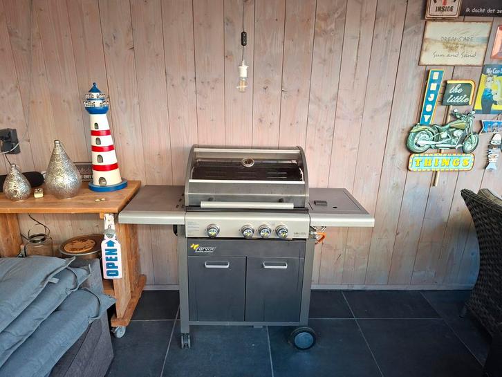 Fervor Grillsmart CL310 Barbecue  inclusief hoes-Nette Staat, Tuin en Terras, Gasbarbecues, Ophalen