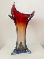 MURANO. Vaas, glas., Huis en Inrichting, Woonaccessoires | Vazen, Overige kleuren, Ophalen of Verzenden, Minder dan 50 cm, Glas