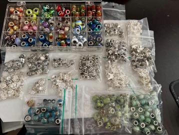 Pandora style kralen en bedels beschikbaar voor biedingen