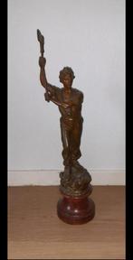 Bronzen beeld: Man met bijl, Antiek en Kunst, Ophalen