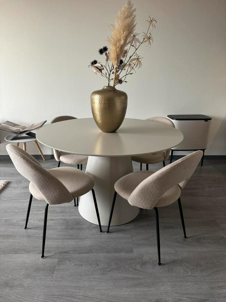 Eettafel Woood, Huis en Inrichting, Tafels | Eettafels, Zo goed als nieuw, 100 tot 150 cm, Rond, Ophalen