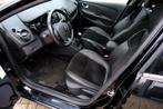 Renault Clio Estate 1.5 dCi Ecoleader Intens Na € 8.450,00, Auto's, Zwart, 1157 kg, 122 €/maand, Onderhoudsboekje