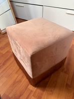 GRATIS OPHALEN!!! Oud-roze poef, Ophalen of Verzenden, Zo goed als nieuw, Rond, Minder dan 50 cm