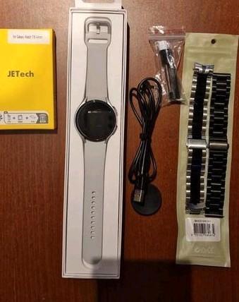 Samsung Galaxy watch 4 44mm, 2 extra bandjes en screenproc. beschikbaar voor biedingen