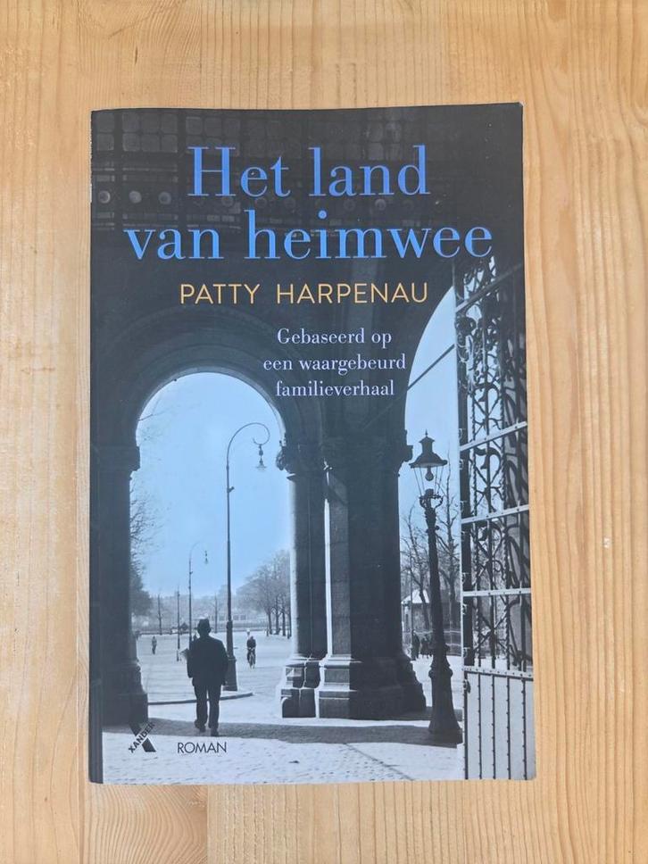 Patty Harpenau - Het land van heimwee, Boeken, Literatuur, Zo goed als nieuw, België, Ophalen of Verzenden
