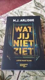 M.J. Arlidge - Wat jij niet ziet, Boeken, Ophalen of Verzenden, Zo goed als nieuw, M.J. Arlidge, Wereld overig