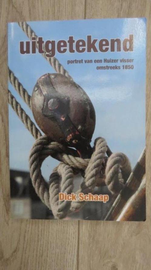 Boek Huizen: Uitgetekend, portret van een Huizer visser 1850, Boeken, Geschiedenis | Stad en Regio, Zo goed als nieuw, 20e eeuw of later
