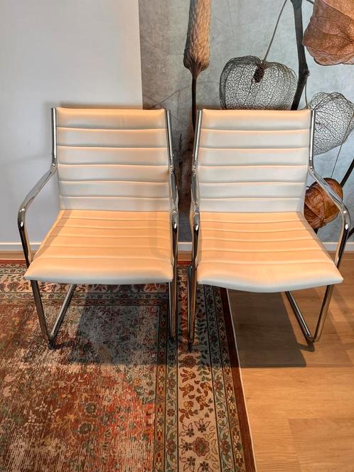 6 witte leren eetkamer/vergader stoelen. Merk Sitland, Huis en Inrichting, Stoelen, Zo goed als nieuw, Vijf, Zes of meer stoelen
