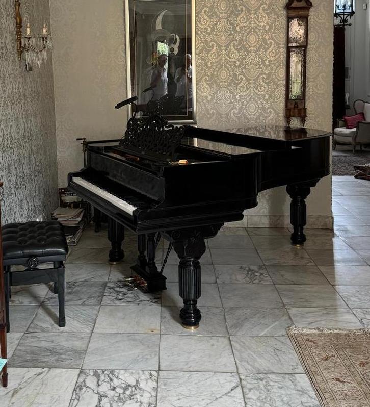 Steinway B211 semi concert vleugel, Muziek en Instrumenten, Piano's, Zo goed als nieuw, Vleugel, Zwart, Ophalen of Verzenden