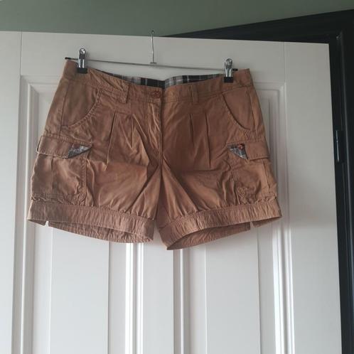 Nieuwe korte broek maat 38 van puma, Kleding | Dames, Rokken, Nieuw, Maat 38/40 (M), Beige, Boven de knie, Ophalen