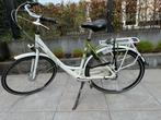 Gazelle damesfiets. Wit. 28 inch., Fietsen en Brommers, Fietsen | Dames | Damesfietsen, Ophalen, Zo goed als nieuw, Gazelle, Versnellingen
