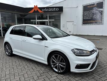 Volkswagen Golf 1.2 TSI R-Line Panorama Led Navi Cruise Pdc  beschikbaar voor biedingen