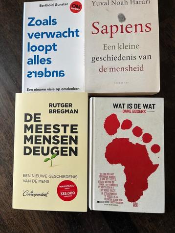 Vier boeken divers uitegelezen ruimte boekenkast maken TEAB beschikbaar voor biedingen