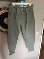 Hollister gave groene broek mt 38 ZGAN, Kleding | Dames, Broeken en Pantalons, Groen, Maat 38/40 (M), Hollister, Ophalen of Verzenden