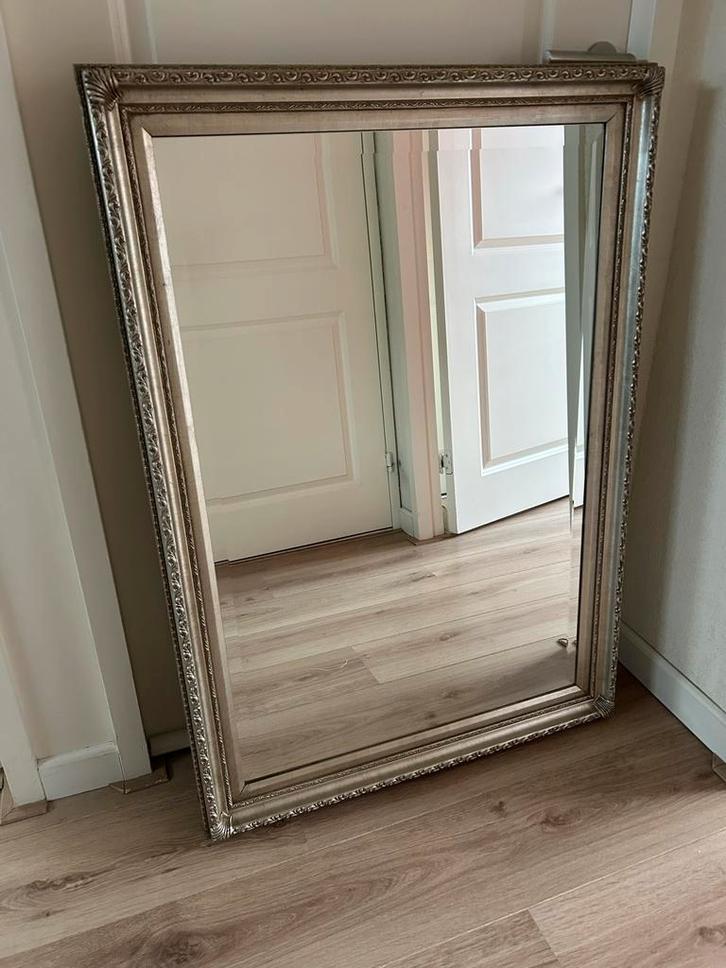 Rechthoekige facet geslepen spiegel met zilveren lijst, Huis en Inrichting, Woonaccessoires | Spiegels, Gebruikt, 75 tot 100 cm