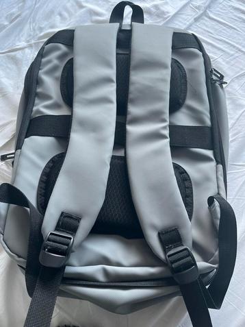 Nieuwe laptop rugtas - 17 inch - 45x30 cm -Waterafstotend  beschikbaar voor biedingen