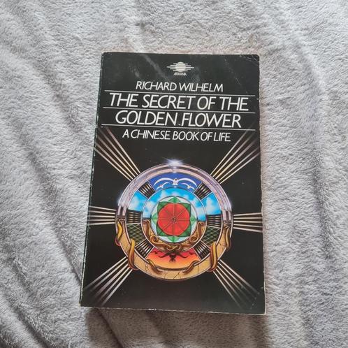 The Secret Of The Golden Flower by Richard Wilhelm, Boeken, Esoterie en Spiritualiteit, Zo goed als nieuw, Achtergrond en Informatie