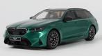 BMW M5 Touring '24, groen (Isle of Man green) SALE